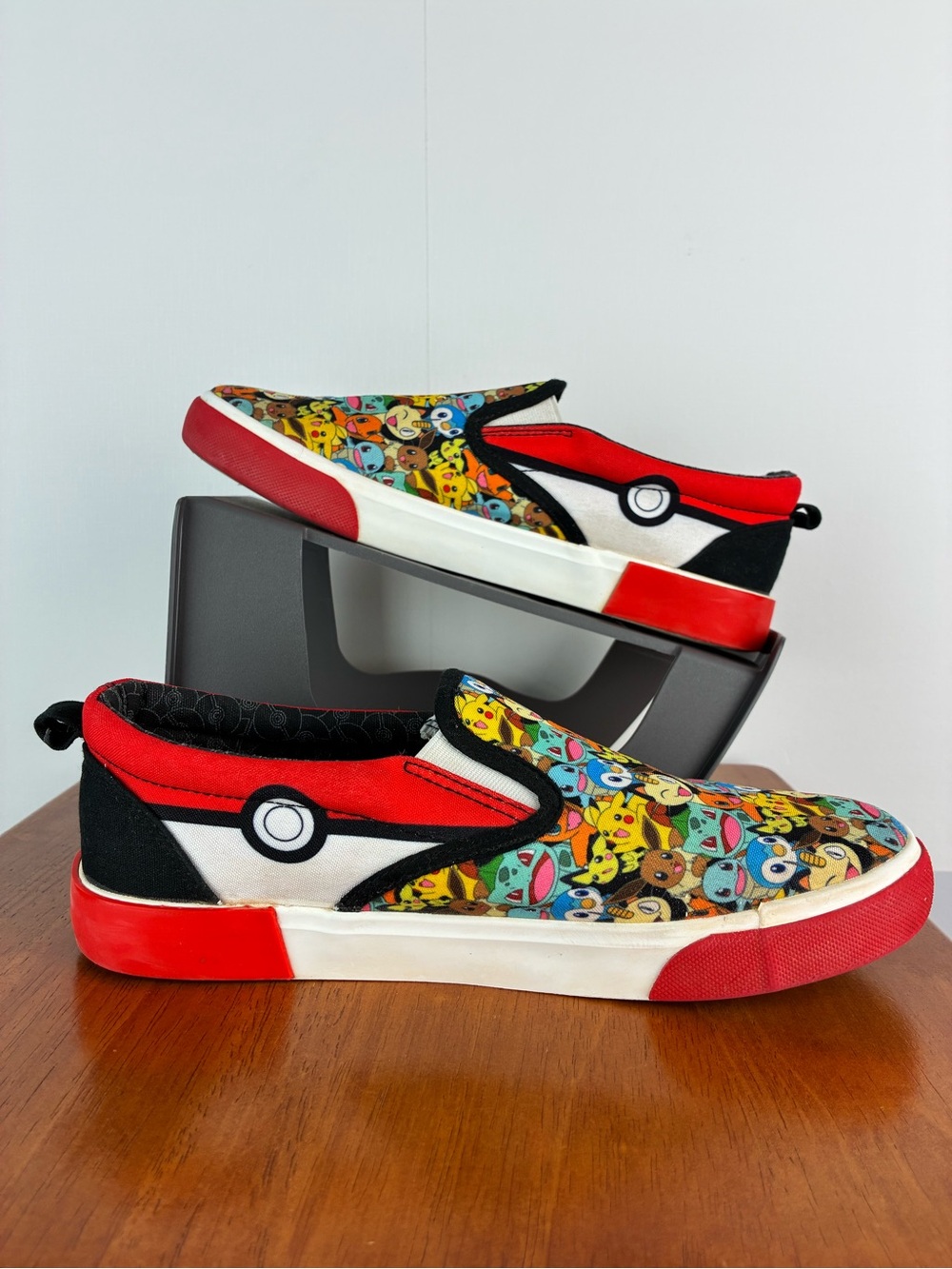 Pokemon Big Kids Slip On Shoes Size 6 Pokeball All Over Print Pikachu Ground Up